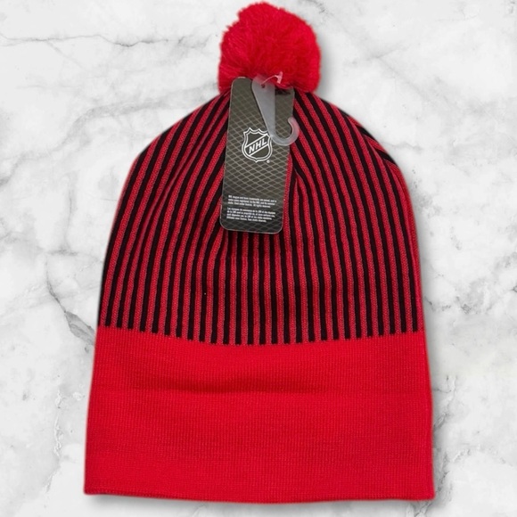 🆕Youth | Ottawa Senators NHL Hockey Beanie Hat - Picture 2 of 9